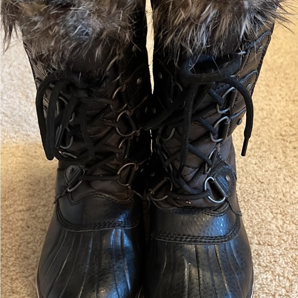 Brand new Sorel winter boots. Size 7.5. Women’s. - Picture 3 of 3